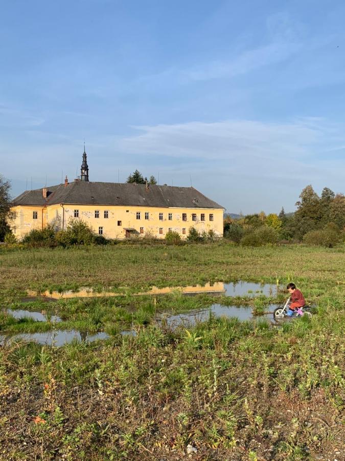 Apartmán Zámek Ruda na Moravě Exteriér fotografie